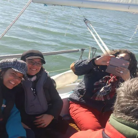 Sleep Aboard A Sailing Boat In Daire Lisboa