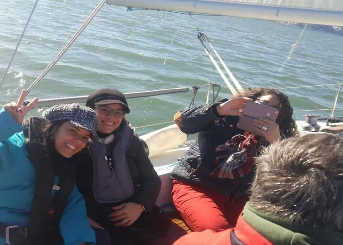 Sleep Aboard A Sailing Boat In Lejlighed